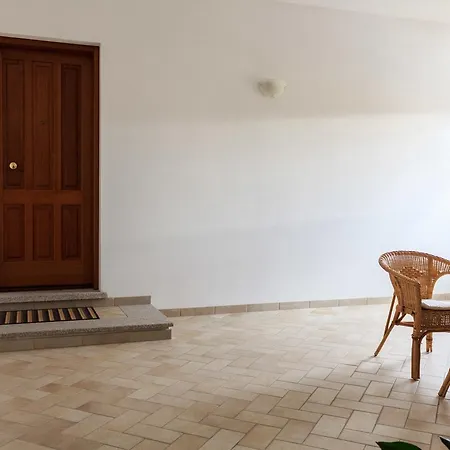 Sanpietroburgo 22 Διαμέρισμα *